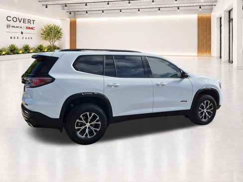 Used 2026 GMC Acadia AT4 w/ Luxury Package AWD/4WD image 13