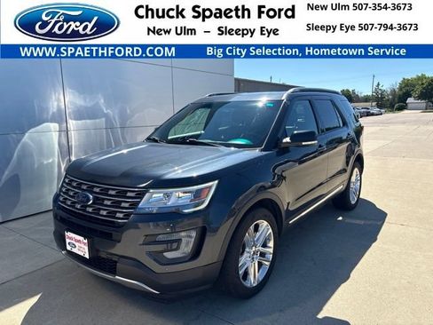 Used 2017 Ford Explorer XLT w/ Equipment Group 202A AWD/4WD image 1