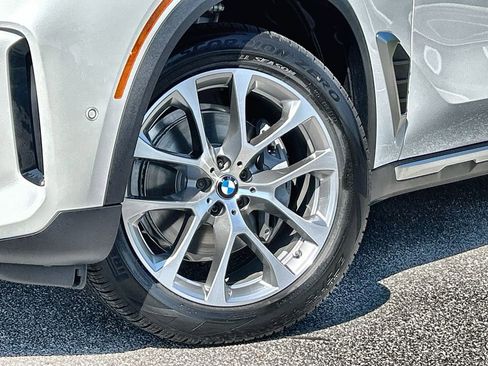 New 2026 BMW X5 sDrive40i w/ Premium Package image 14
