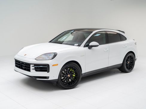 New 2026 Porsche Cayenne S image 1