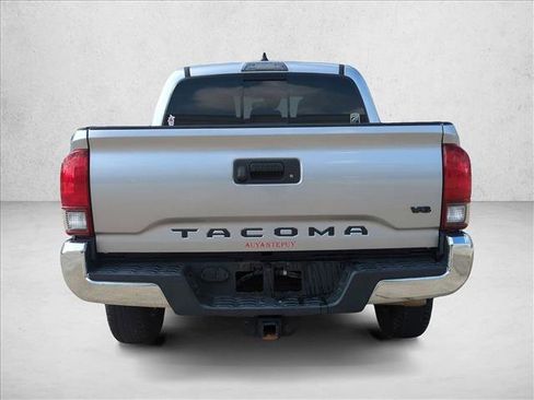 Used 2021 Toyota Tacoma SR5 RWD image 6