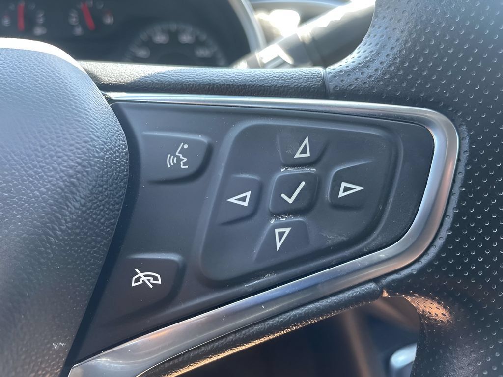 Used 2025 Chevrolet Malibu LT FWD image 28