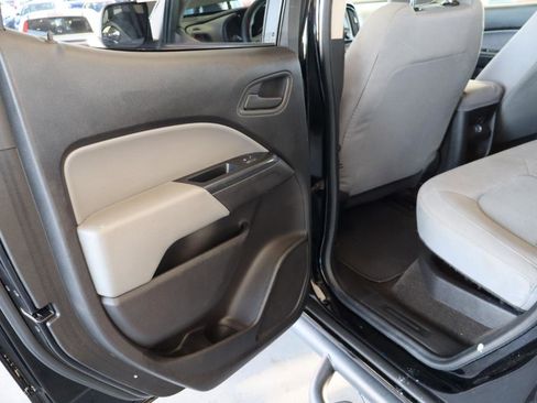 Used 2016 GMC Canyon 2WD Crew Cab 128.3 w/ Convenience Package image 28