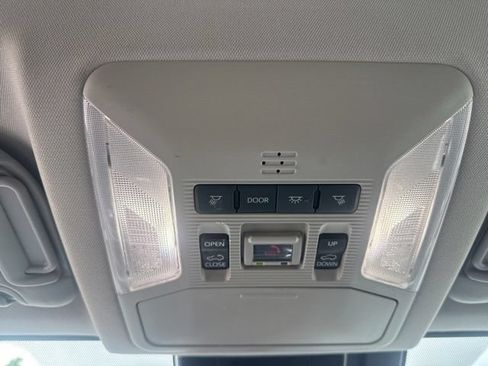 Used 2023 Toyota RAV4 XLE Premium FWD image 35