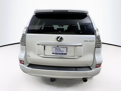 Used 2023 Lexus GX 460 Premium w/ Premium Package image 6