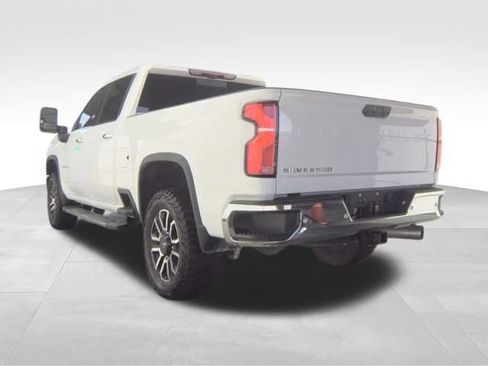 Used 2025 Chevrolet Silverado 2500 LTZ w/ LTZ Premium Package AWD/4WD image 4