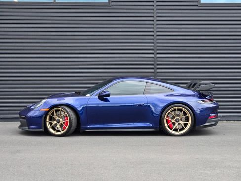Certified 2024 Porsche 911 GT3 RWD image 2