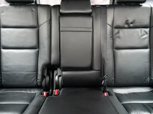Used 2018 Jeep Grand Cherokee Limited AWD/4WD image 11