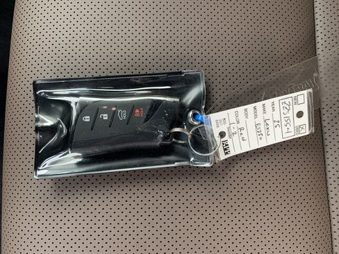 Certified 2025 Lexus ES 350 w/ Premium Package image 37