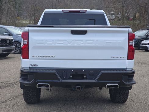 Used 2024 Chevrolet Silverado 1500 Custom Trail Boss image 12