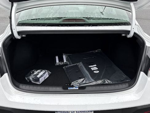 New 2026 Hyundai Elantra Blue image 18