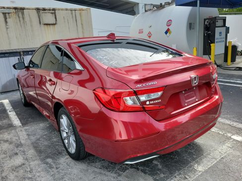 Certified 2021 Honda Accord LX image 4