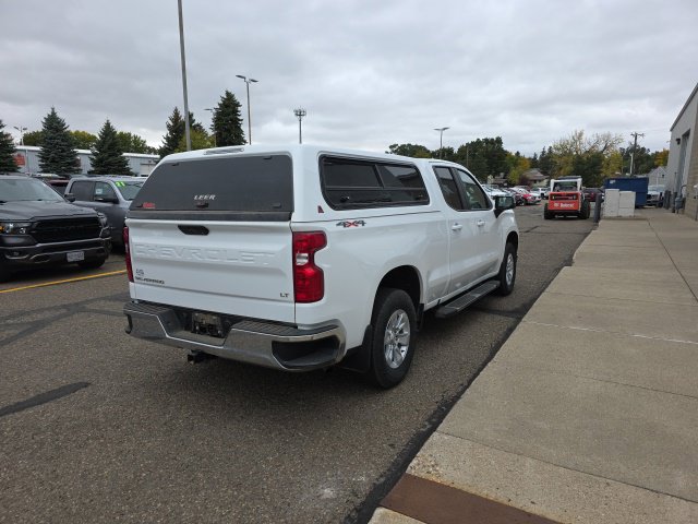 Used 2022 Chevrolet Silverado 1500 LT w/ Bed Protection Package AWD/4WD image 4