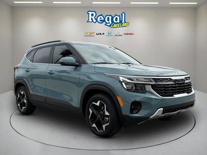 Certified 2025 Kia Seltos EX w/ EX Sunroof Package