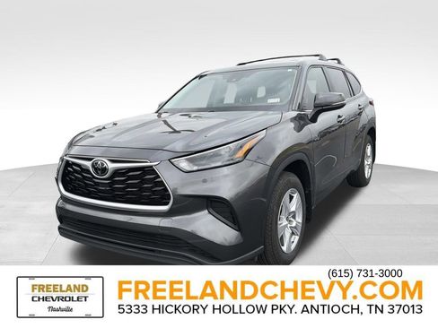 Used 2023 Toyota Highlander L image 7