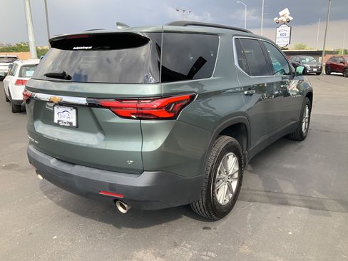 Used 2023 Chevrolet Traverse LT w/ LPO, Floor Liner Package AWD/4WD image 6