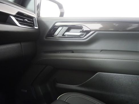 Used 2026 GMC Yukon Elevation AWD/4WD image 27