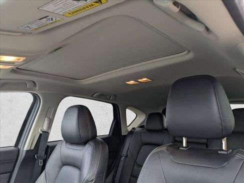 Used 2025 MAZDA CX-5 AWD 2.5 S w/ Preferred Package image 18
