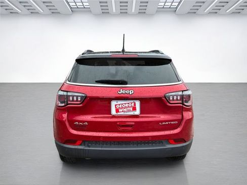 Used 2025 Jeep Compass Limited AWD/4WD image 5