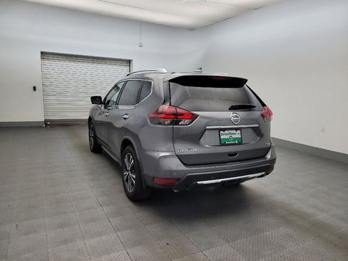 Used 2020 Nissan Rogue SV w/ Sun & Sound Touring Package FWD image 5