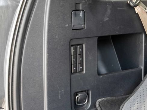 Used 2024 Ford Expedition Limited AWD/4WD image 10