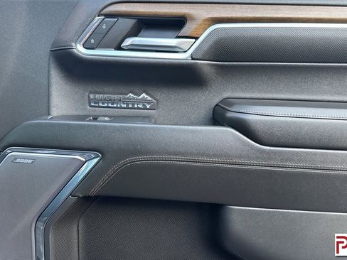 Used 2024 Chevrolet Silverado 1500 High Country image 20