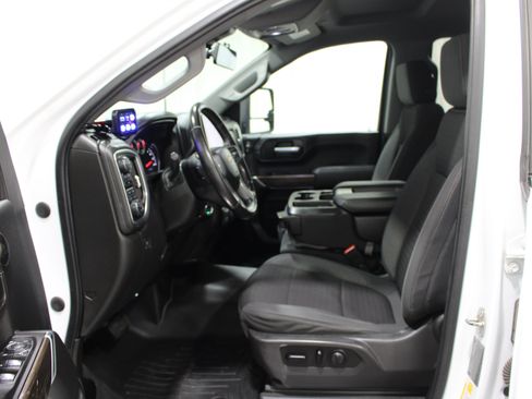 Used 2021 Chevrolet Silverado 3500 LT w/ All Star Edition AWD/4WD image 3
