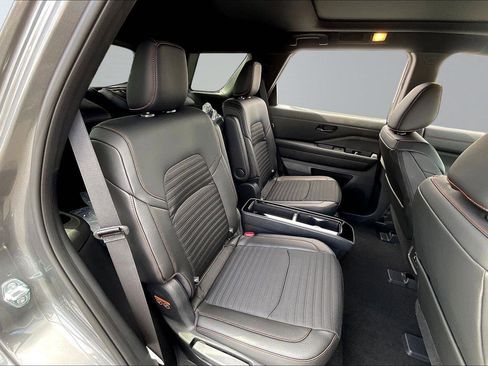 New 2026 Nissan Pathfinder Rock Creek AWD/4WD image 10