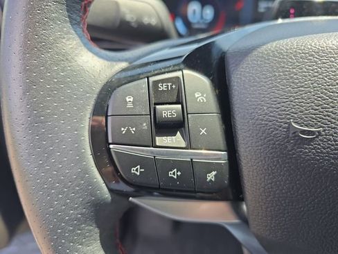 Certified 2025 Ford Explorer ST-Line AWD/4WD image 17