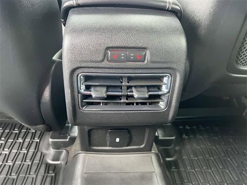 Certified 2021 Lincoln Corsair Standard w/ Equipment Group 101A image 12