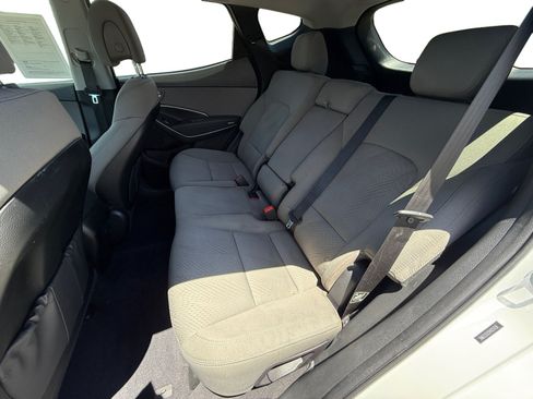 Used 2017 Hyundai Santa Fe Sport w/ 2.4L Value Package 06 FWD image 16