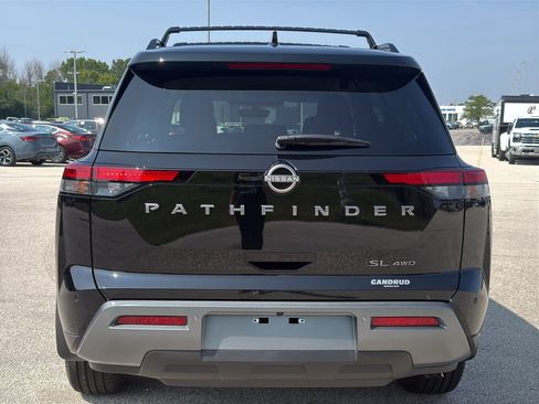 New 2026 Nissan Pathfinder SL AWD/4WD image 7