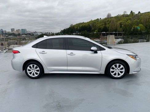 Certified 2024 Toyota Corolla LE image 3