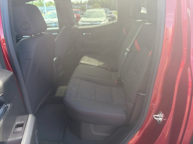 Used 2024 Chevrolet Colorado Z71 w/ Z71 Convenience Package 2 AWD/4WD image 30