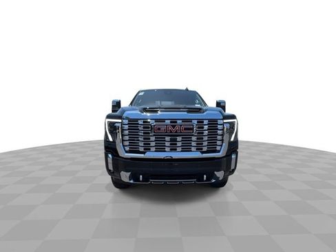 New 2025 GMC Sierra 2500 Denali w/ Technology Package image 3