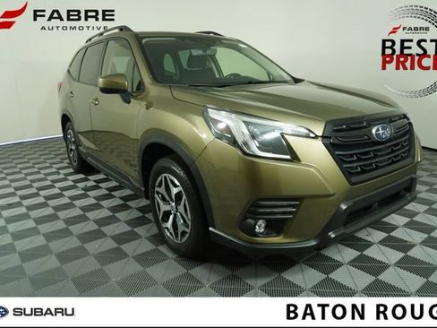 Used 2024 Subaru Forester Premium AWD/4WD image 1