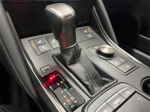 Certified 2025 Lexus IS 350 F Sport image 22
