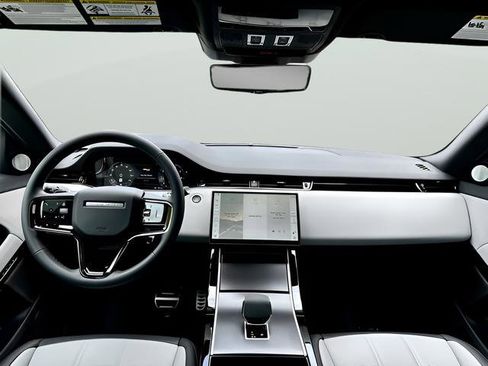 New 2026 Land Rover Range Rover Evoque Dynamic SE image 14