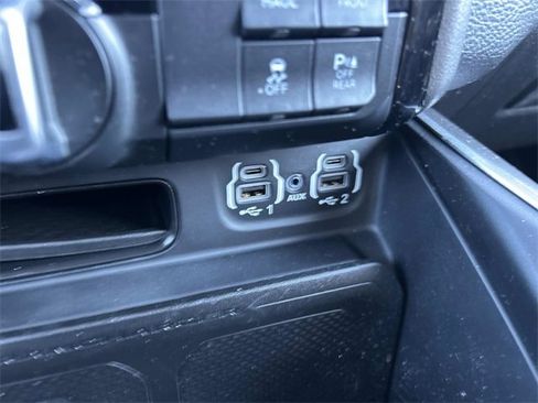 Used 2022 RAM 1500 Laramie image 32
