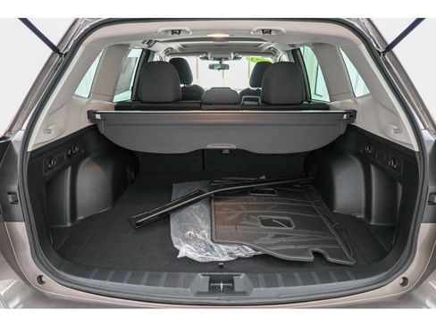 Used 2023 Subaru Forester Premium AWD/4WD image 52