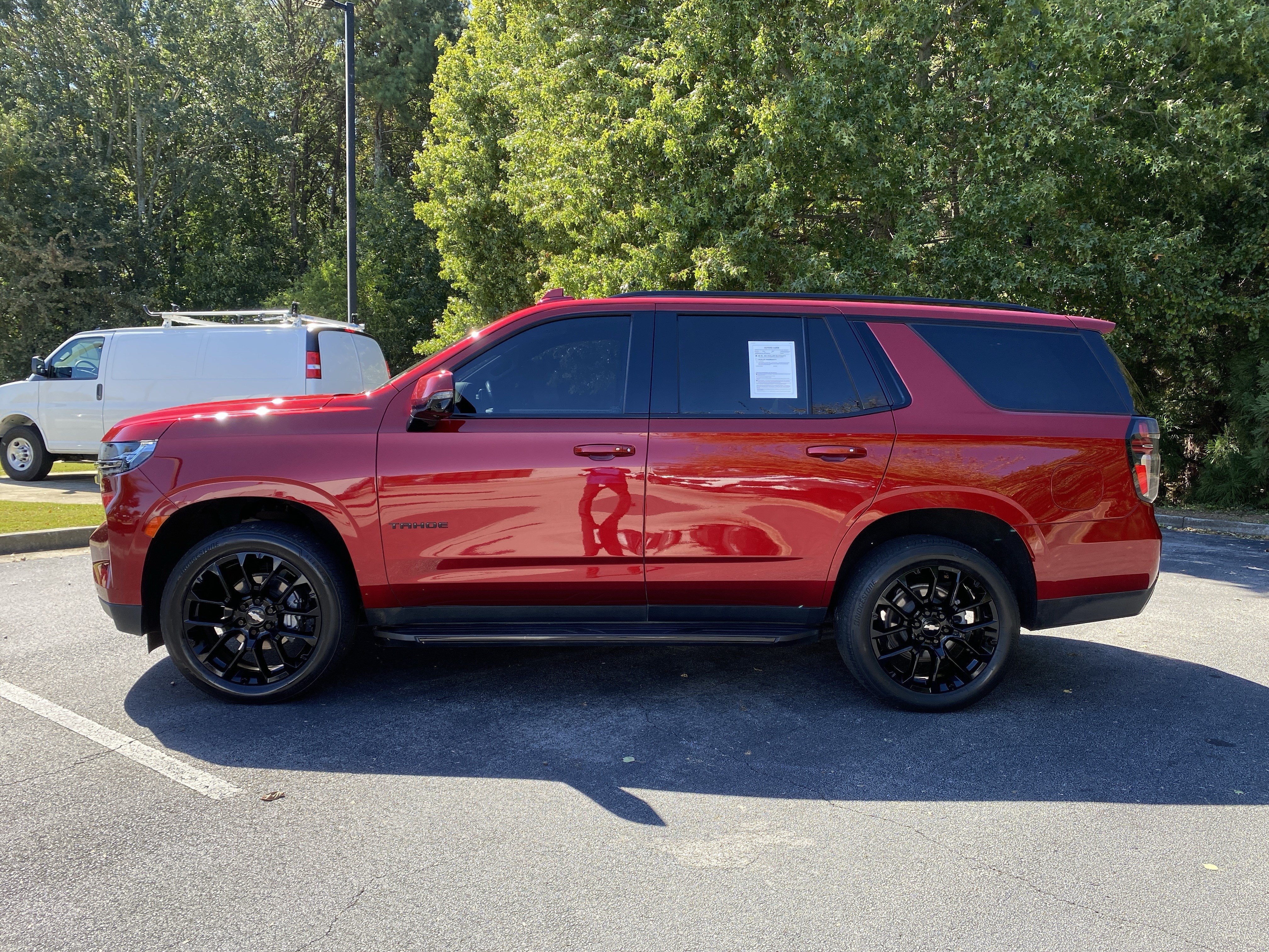 Used 2022 Chevrolet Tahoe RST w/ Luxury Package AWD/4WD image 6