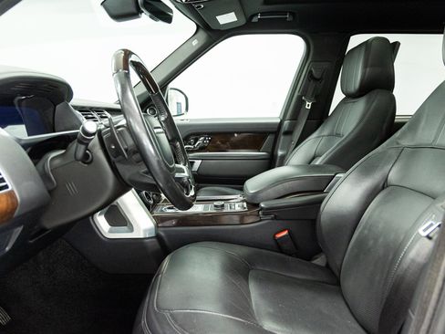 Used 2019 Land Rover Range Rover Long Wheelbase Supercharged AWD/4WD image 8