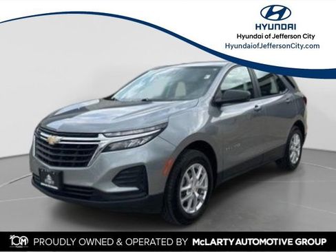 Used 2023 Chevrolet Equinox LS AWD/4WD image 1
