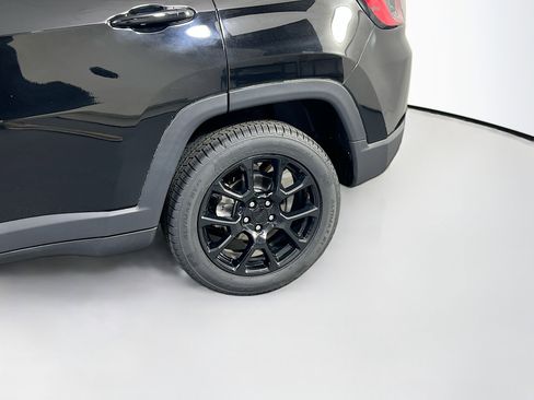 Used 2022 Jeep Compass Latitude w/ Convenience Group AWD/4WD image 26