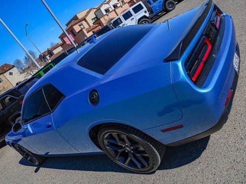 Used 2023 Dodge Challenger GT w/ Plus Package image 8