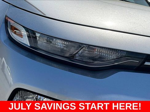 Used 2021 Kia Soul LX FWD image 37