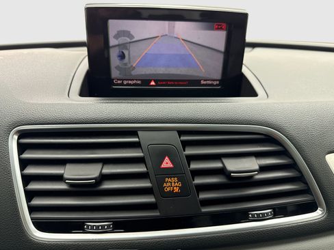 Used 2018 Audi Q3 2.0T Premium FWD image 25