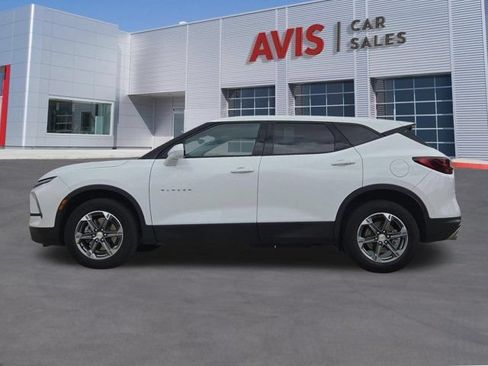 Used 2025 Chevrolet Blazer LT AWD/4WD image 10