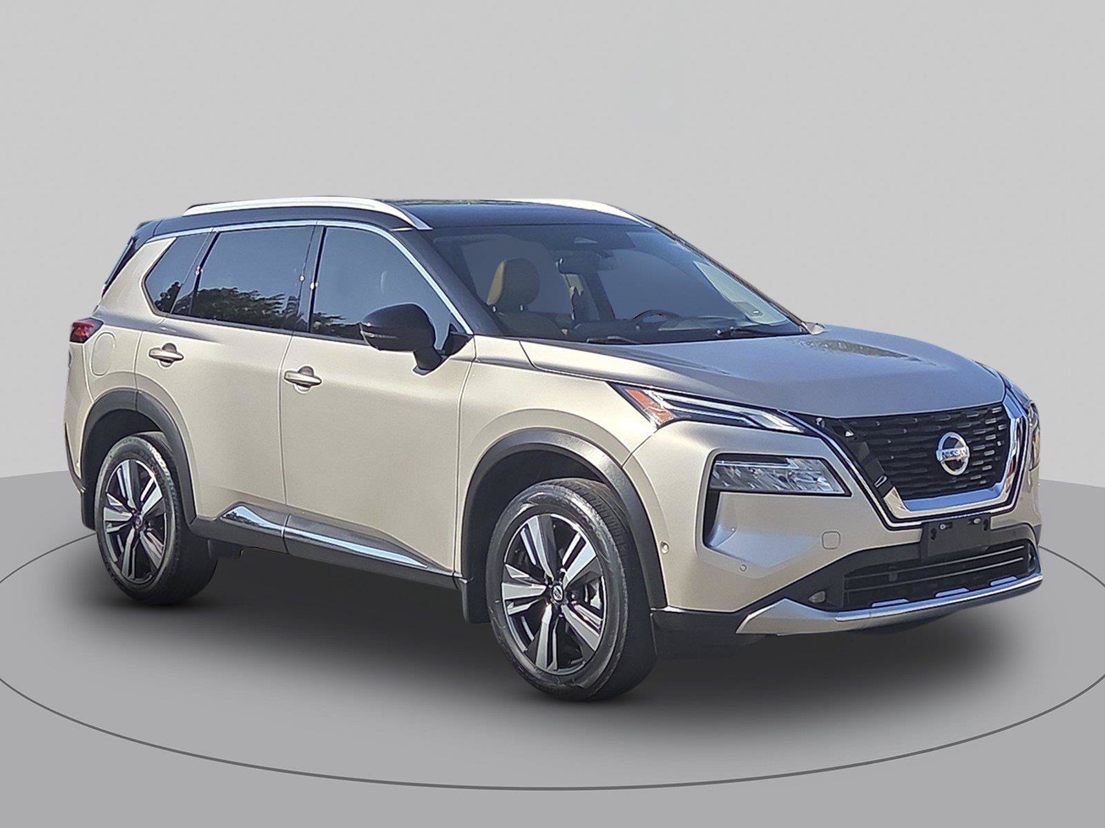Used 2021 Nissan Rogue Platinum FWD image 1