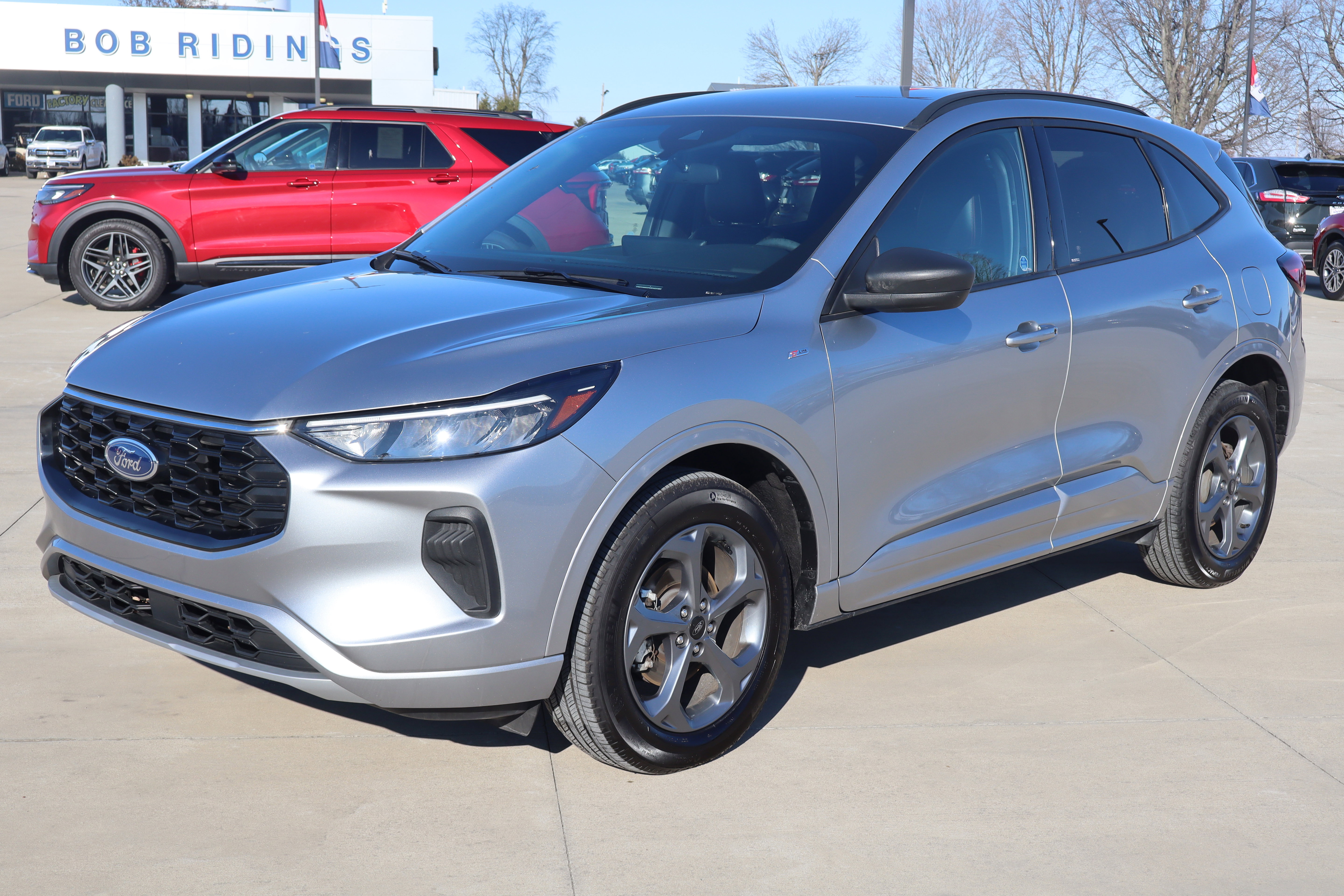 Used 2023 Ford Escape ST-Line w/ Tech Pack #1 AWD/4WD image 2
